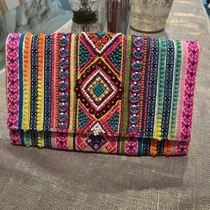 Aztec clutch